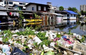 plastic pollution bangkok